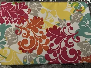 ¡Nuevo! Bolsa térmica con cremallera Thirty-One Island Damasco 8x13 libre de humo - Imagen 1 de 1