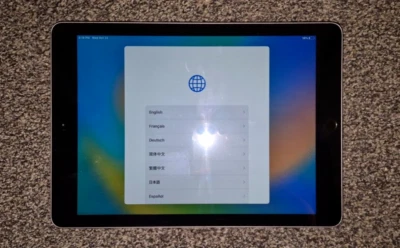 Apple iPad 5th Gen. 32GB - Wi-Fi - Space Grey - Good Condition - Image 1 of 2