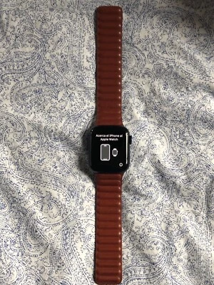 2021 - Apple Watch Series 6 WiFi/GPS 40mm Aluminum (Blue) - Good with Apple band - Image 1 of 4