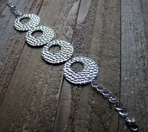 Bracelet Silver Tone Round Circle Pressed Hammered Style Adjustable Chain Link - Picture 1 of 4