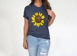 Sunflower - Graphic Cotton T Shirt Shot - Picture 1 of 8