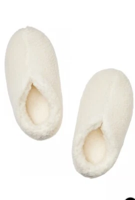 New Victoria’s Secret PINK Slippers Size S (5-6) Cream White Lightweight Shoe - Image 1 of 4