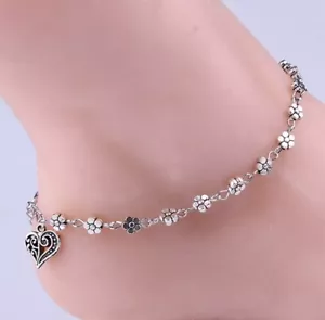NEW WOMEN'S SILVER DAISY FLOWER AND DANGLING HEART CHARM ANKLE BRACELET - Picture 1 of 4