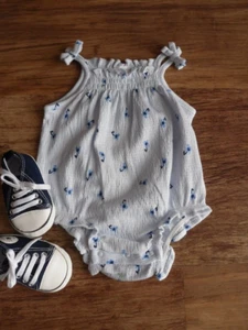 BABY GIRL'S BODYSUIT Size 0000 Newborn - Picture 1 of 5