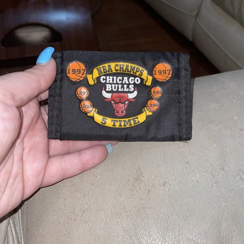 Vintage Chicago Bulls Tri-Fold Wallet Nba Champs 5 Time Damaged Cover