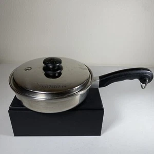 Saladmaster 9” Skillet Sauce Pan 18-8 Tri-Clad Stainless Steel Vapo Lid Vtg USA - Picture 1 of 16