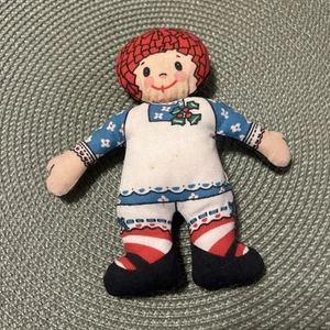 Muñeca de colección hecha a mano Raggedy Ann adorno de Navidad folclórico primitivo - Imagen 1 de 2
