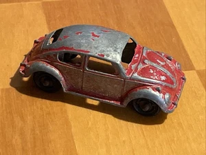Vintage 1960 2” Volkswagen VW Bug Beetle Tootsie Toy Car Red Chicago USA - Picture 1 of 5
