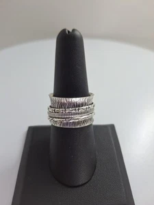 Stabiler wunderschön detaillierter versilberter Fidget Ring #1 "Holz" Design - Bild 1 von 9