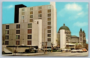 St. Louis Missouri Holiday Inn Midtown Motel Postcard - Picture 1 of 2