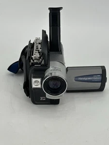 Sony Handycam CCD-TRV58 Vision Video Hi8 Camcorder Nightshot - Picture 1 of 11