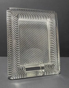 MIKASA WAVED RIBBED PATTERN CRYSTAL PHOTO FRAME FOR 4" X 2-3/4 PICTURES - Picture 1 of 6
