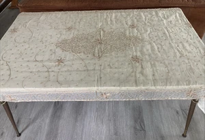 Elegant Beige Gold Lace Tablecloth Rectangular Overlay Wedding Decor Party - Picture 1 of 9