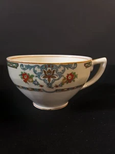 Antique 1928 W. H. Grindley Windsor Ivory Arcadia Pattern Coffee or Tea Cups - Picture 1 of 7