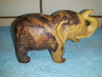 Edelsteinfigur Elefant klein+gelb Speckstein  aus Sammlung - Bild 1 von 4