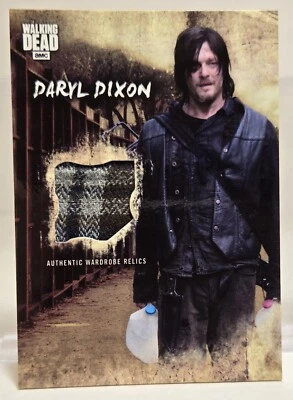 Topps Walking Dead Road to Alexandria Wardrobe Relic Card Daryl Dixon  R-DD - Image 1 of 2
