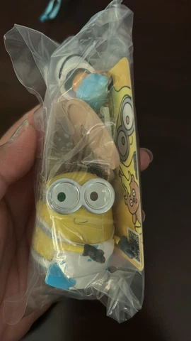 [Pop Mart] Minions, Better Together Series “Little Painter” Cover