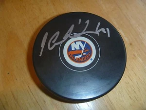 Jaroslav Halak New York Islanders Signed/Auto Puck  COA  Bruins - Picture 1 of 2