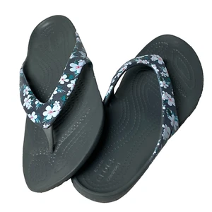Crocs Kadee II Printed Floral Sandals Flip Flops Womens Size 7 Gray Casual Beach - Picture 1 of 13