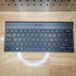 Logitech Bluetooth Tablet Keyboard model YR0034 YR 3400 Battery operated - Picture 1 of 4