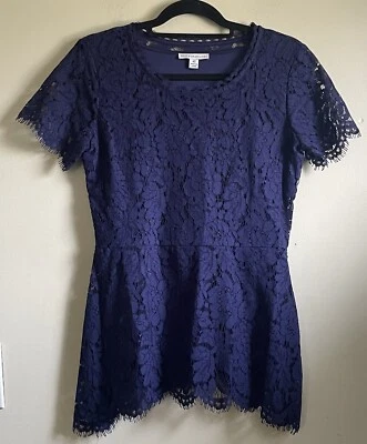 Top túnica Isaac Mizrahi Live para mujer XS púrpura forrado encaje superpuesto manga corta Foto 1 de 4