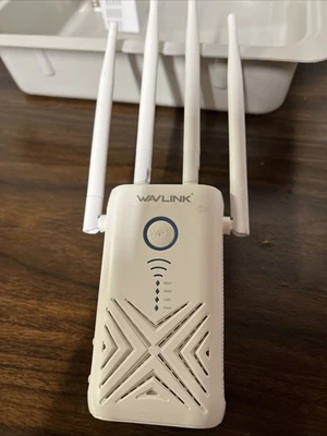 Wavlink AC1200 Dual Band Wi-Fi Range Extender Access Point (WL-WN579X3) - Image 1 of 2