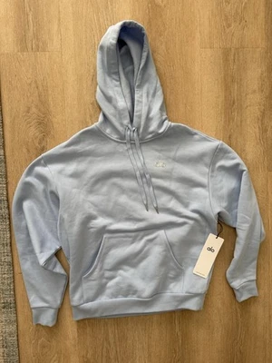 Alo Yoga Accolade Hoodie in Seashell BlueSize Small NWT - Image 1 of 4
