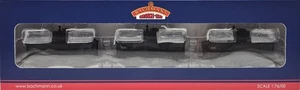 Bachmann 37-672 14T Tank Wagons in British Tar Products Ltd Livery - Weathered - Picture 1 of 5
