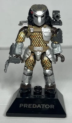 Mega Construx/Bloks Black Series Predator Figure  *SHIPS NOW* - Image 1 of 4