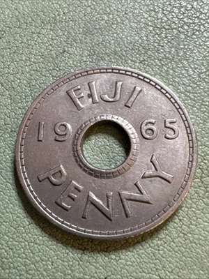 Fiji Penny 1965 Copper-Nickel Coin - KM #21 - Image 1 of 4