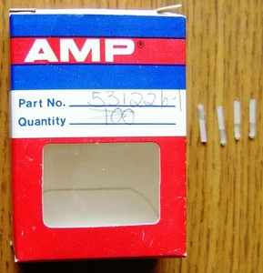 Menge = 104 AMP 531226-1 TE Tyco TSpring Keying Stecker für AMPMODU Mini-Tandem Gehäuse - Bild 1 von 2