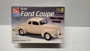 KIT MODELO FORD CUPÉ 1940 AMT/ERTL ESCALA 1:25 #8056 VINTAGE sin montar  - Imagen 1 de 12