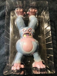 Yeti X Kid Robot 8” Blue Vinyl Pausedesign - Picture 1 of 7