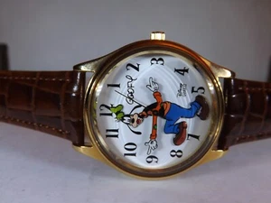 Disney Parks Mens Vintage Goofy Watch (Goofy Stepping Out)-Leather-VHTF-New - Picture 1 of 12