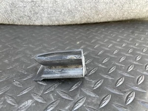 ✔MERCEDES W220 W215 CL500 S430 S500 S600 FRONT BUMPER SLIDE BRACKET MOUNT OEM - Picture 1 of 4