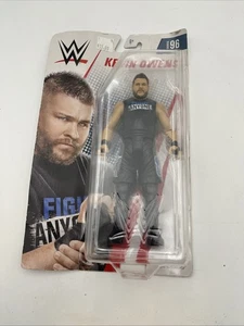 Modellino Kevin Owens WWE Series 96 Mattel Toy Wrestling carta danneggiata - Foto 1 di 10
