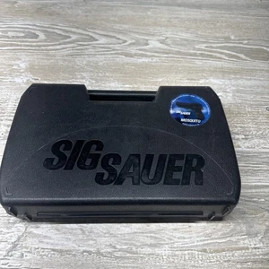 EMPTY SIG SAUER MOSQUITO 22 LR HARD PLASTIC PISTOL BOX NICE !! - Picture 1 of 8