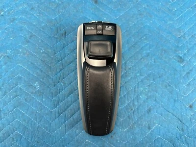 Interruptor controlador menu mapa console central Lexus LS460 84780-50051 2015 FABRICANTE DE EQUIPAMENTO ORIGINAL - Imagem 1 de 4