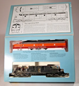 Life Like HO E8/9 Powered Diesel Locomotive Southern Pacific 6051 Unassembled - Picture 1 of 8