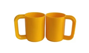 Rare Pair SET OF 2 Retro 1970S STERILITE Vintage Stacking PLASTIC YELLOW MUG CUP - Picture 1 of 8