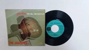 The Shadows - Guitar Tango EP - French Import ESDF 1437 (1960s) - Excellent RARE - Imagen 1 de 2