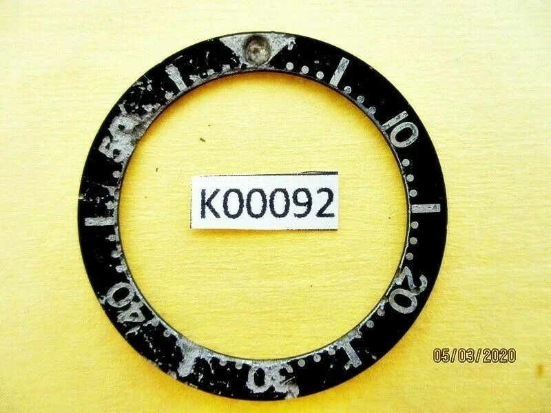 USADO DIFÍCIL DE ENCONTRAR VINTAGE ORIENT INSERTO MEDIANO PARA RELOJ DE BUCEO MEDIANO NR K00092 Foto 1 de 1