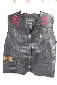 Women's Motorcycle Buffalo Leather Vest Diamond Plate w/Embroidered Roses Sz LG - Picture 1 of 6