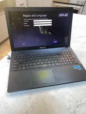 ASUS Laptop - image 1 of 4