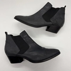 Aquatalia Fabia Sport Chelsea Boot Size 10 Black Leather Pointed Toe Block Heel - Picture 1 of 8