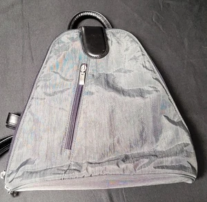 NEU Baggallini Damen Metro Rucksack grau Tasche Einzel- oder Doppelriemen Option Neu mit Etikett - Bild 1 von 21