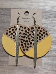 Hand Painted Laser Cut Wood Earrings Yellow & Oak Circle W Gold Adornment 2.5" - Picture 1 of 1