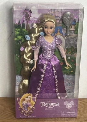 Muñeca RAPUNZEL Colección Princesa Parques Disney con Cepillo y Pelo Trenzado Nueva en Caja Foto 1 de 4