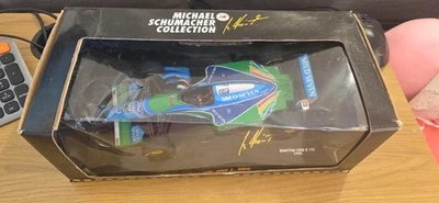 Benneton B193/194 1/18 M.Schumacher Presentation 1994 - Image 1 of 4