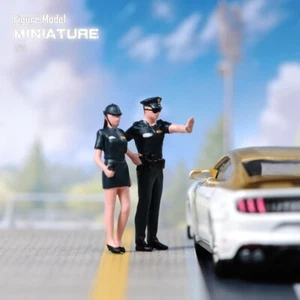 1/64 American handsome male police officer miniature model prop car toy - Picture 1 of 9